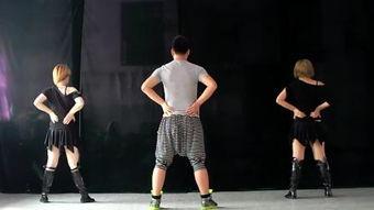 长春成人舞蹈东方舞视频,跟随视频领略古典韵味与动感魅力