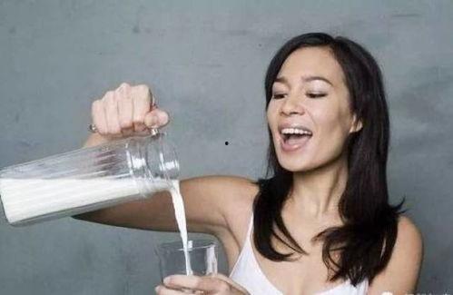成人常年喝奶好吗视频